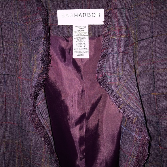 Women’s Jacket - Picture 2 of 3